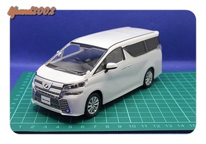 TOYOTA　VELLFIRE　トヨタ　ヴェルファイア　1/32　アオシマ製　プラモデル　完成品！　ホワイト系色