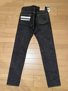 未使用品 桃太郎ジーンズ MOMOTARO JEANS MSSJ0405 出陣 デニムパンツ w31 ワンウォッシュ 赤耳 セルビッジ 革パッチ スリム スキニー 0405