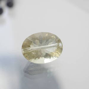 リビアングラス 横穴貫通ビーズ 天然 無染色 コンケーブカット 12ｍｍ　4ct　1個　楕円　ルース 