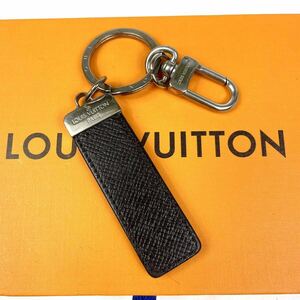 1円 ■美品■ LOUIS VUITTON ルイヴィトン M67242 タイガ キーホルダー キーリング チャーム ブラック シルバー メンズ 黒