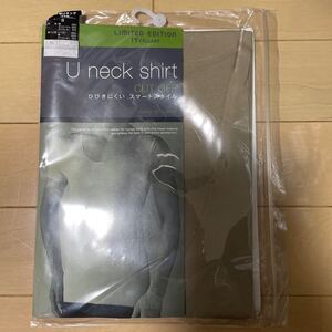 送料込み　新品 半袖Uネックシャツ ２分袖 S ベージュ　カットオフ　汗とりパッド付き　ストレッチ　フラット仕様　抗菌防臭加工　送料無料