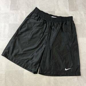 NIKEナイキ　BASKETBALL バスケットボール　ハーフパンツ ショートパンツ ボトムス 短パン スポーツウェア　ブラック　サイズXL 古着