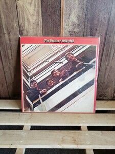 ビートルズ 12インチ　LP　日本盤　Beatles BEATLES LP 赤盤 レコード　洋楽　中古