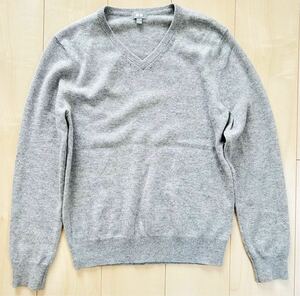 良品　UNIQLO　ユニクロ　Vネック　カシミヤ100%　長袖　ニット　セーター　メンズ　Sサイズ　グレー　cashmere　滑らか着心地