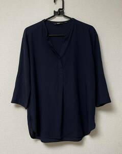 2407058(送料込¥732)UNIQLOユニクロ ジョニーカラー シャツ サイズM ネイビー