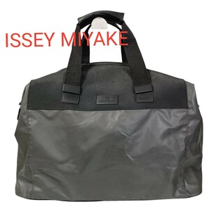 Y1110-3 綺麗 ISSEY MIYAKE イッセイミヤケ ボストンバッグ 特大 大容量 トラベルバッグ 黒ブラック