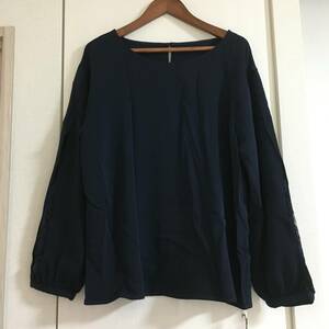 新品 ELLE ブラウス レース ネイビー