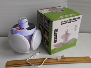 安物　新古品　LEDランタン　バッテリー内蔵　ソーラー発電　吊り下げ敷　開く　閉じる　あまり明るくはない