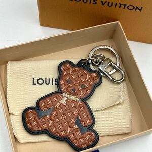 美品 箱付き LOUIS VUITTON ルイヴィトン ポルトクレ テディベア キーホルダー モノグラム 熊 チャーム シルバー 金具 M00342 レディース