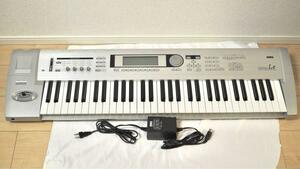 KORG TRITON Le 61 鍵盤 シンセサイザー