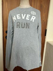 73 美品　ナイキ　NIKE 長袖Tシャツ　グレー　Lサイズ