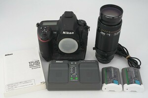 M1043【フルサイズレフ機】Nikon D5＋75-300mmズームレンズ