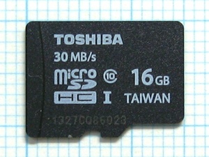 ★TOSHIBA micro SDHC メモリーカード １６ＧＢ 中古★送料８５円・１８５円