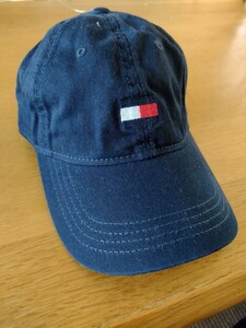 USA購入 TOMMY HILFIGER トミーヒルフィガー ロゴ キャップ 帽子 コットン ダークブルー 濃紺 新品未使用