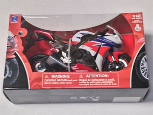 青島文化教材社 NewRay 1/12完成品バイク ホンダ CBR1000RR 2016 トリコロール 【未開封新品】【送料無料】