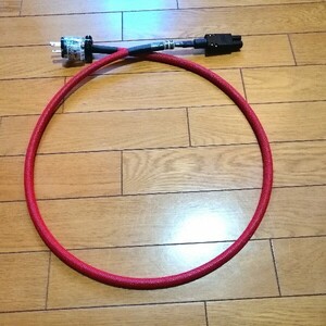 oyaide BLACK MAMBA V2 約1.4m amormetコア NS-145・NST-159ツイン装着 その他ノイズ対策強化した自作電源ケーブル プラグはAET HG使用