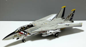 完成品 タミヤ 1/48 F-14A トムキャット