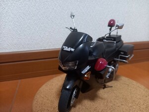 1／12　フジミ　ホンダ　Honda VFR800P　黒バイ　和歌山県警　黒豹隊　 塗装済み完成品