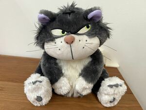 ディズニーストア　ルシファー　ぬいぐるみ　お座り　猫　シンデレラ