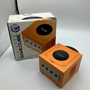 【E/H13031】GAME CUBE ゲームキューブ本体 箱あり 通電確認済み 現状品 ※通電確認用のコンセントの為、本商品にはついておりません。