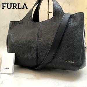 極美品/現行品●FURLA フルラ エルサ ELSA Ｍ 2way ショルダーバッグ 黒 収納袋付 レザー シボ革 ハンドバッグ 斜め掛け 大容量 A4収納可