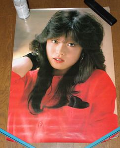 【中森明菜・レコードおまけのポスター】貴重品、未使用です。４枚セット (弱冠の難点有 (本文記載))