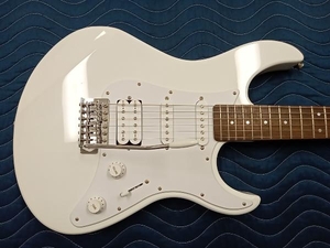 YAMAHA PACIFICA PAC012 エレキギター