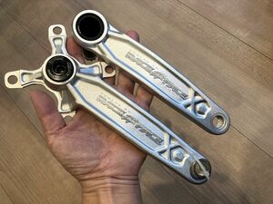 ★1点のみ 未使用 RACEFACE レースフェイス EVOLVE XC 175mm シルバー ホローテックII互換 PCD104 即決