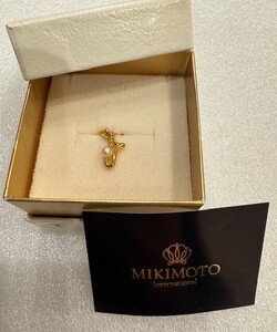 ～「ゆうパケットorネコポス」送料無料～MIKIMOTO ミキモト 【T】イニシャルチャーム（美品）