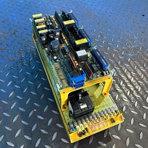 T8796 FANUC ファナック 電子部品 サーボアンプ 基板 A06B-6058-H221【ジャンク品】