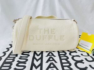 新作 MARC JACOBS ザ レザー ダッフル バッグ COTTON/SILVER ホワイト ショルダーバッグ マークジェイコブス 本革製