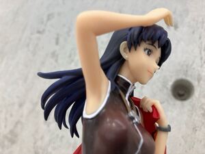 2022年 流通限定一番くじ 葛城ミサト 初フィギュア化 脇窪 使徒、襲来 クロスペンダント 脇チラ ヒロイン ノースリーブ BANDAI 外箱無し