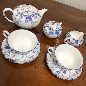 99F01187 ウェッジウッド WEDGWOOD ティーセット ブループラム ティーポット&カップ&ソーサー& シュガーポット&ミルクポット ペア