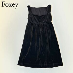 美品 VEROUR NOIR by FOXEY NEW YORKベロアノアールフォクシーニューヨークドレスベロアワンピースノースリーブ　ストレッチ