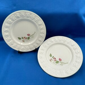 【12997P131】未使用 WEDGWOOD FESTIVITY RASPBERRY 2枚 セット 20㎝ プレート お皿 ウェッジウッド ラズベリー柄 ※長期保管品