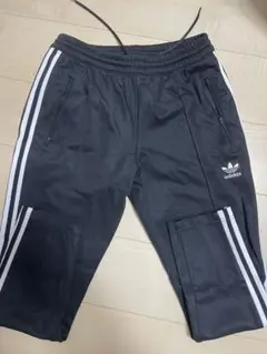 adidas トレーニングパンツ 黒