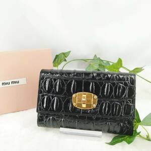 ☆美品☆　MIU MIU　ミュウミュウ ブラック　財布