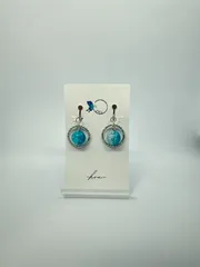 ハンドメイド アクセサリー  ピアス イヤリング  水色