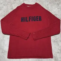 HILFIGER DENIM ロゴ入り赤ニットセーター