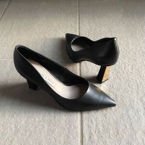 CHARLES & KEITH◆トラペーズヒール パンプス ブラック チャールズ アンド キース 黒 美品 ポインテッドトゥ ヒール 22.5cm