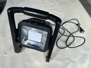 マキタ　makita ml805 LEDライト 18v AC100v 両用