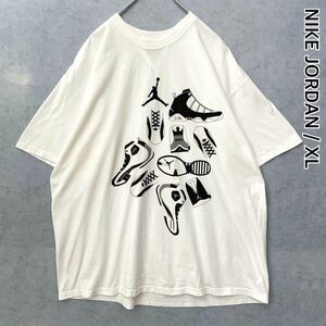 ナイキ　エアジョーダン　スニーカー　ジャンプマン　前V　Vガゼット　半袖Tシャツ　XLサイズ　NIKE　JORDAN