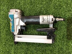 【中古品】★makita 常圧4mmエアタッカー AT425A　ITOL2A3PHDYK