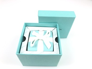 未使用　ティファニー　TIFFANY　ブルーリボン　陶器　小物入れ　ジュエリーボックス　4.5cm×4.5cm×3cm　YZ-335