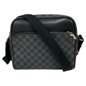 LOUIS VUITTON ルイヴィトン デイトンPM N41408 ダミエグラフィット ショルダーバッグ ブラック系 メンズ 斜め掛け PVCレザー【中古】