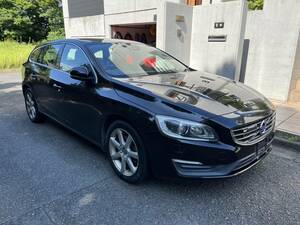 極上美車 ワンオーナー！H27 高年式モデル!! 燃費最高 ディーゼル ！ V60 D4 安心のアイシンAT 先進の安全システム！ ディーラー車