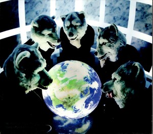 マン・ウィズ・ア・ミッション＜MAN WITH A MISSION＞「MASH UP THE WORLD」初回限定盤CD＜distance、Get Off of My Way、他収録＞