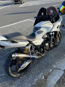 CB1300SF/SB/ST SC54 タックロールローダウンシート