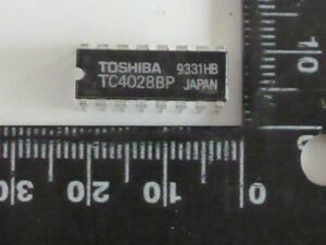 △△ 東芝　TOSHIBA　TC4028BP×12個セット【 未使用/通電チェック無し】交換用電子部品　端数ポイントで