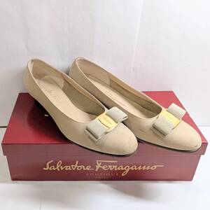 Y-01071K【1円スタート】サルバトーレフェラガモ レディース パンプス 5 1/2 約23.0cm FERRAGAMO シューズ ヴァラ リボン ブランド USED